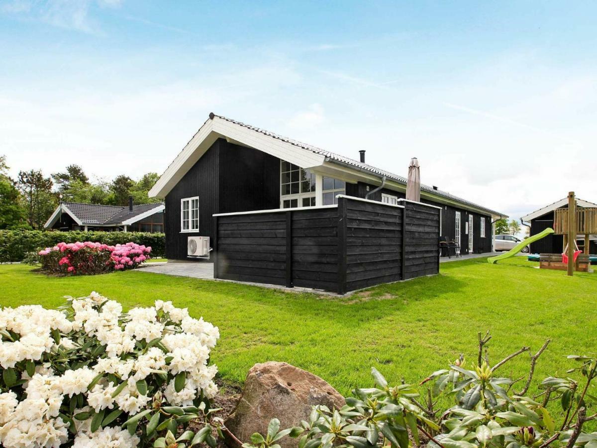 10 Person Holiday Home In Ansager Exteriér fotografie